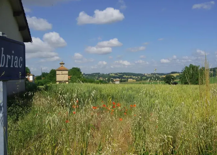 Roulotte Zelena Hora ベッド・アンド・ブレックファスト Cadalen