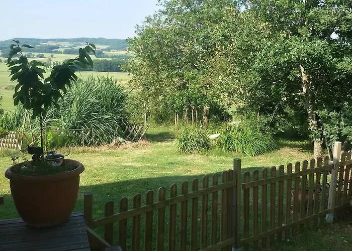 Roulotte Zelena Hora ベッド・アンド・ブレックファスト 3*