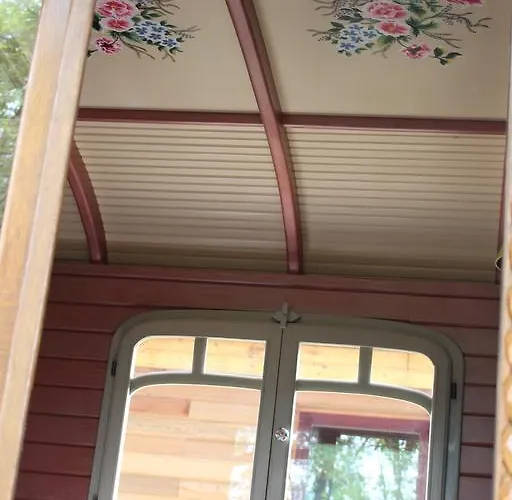 ベッド・アンド・ブレックファスト Roulotte Zelena Hora 3*